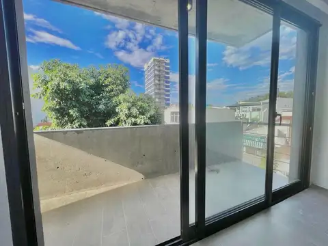 Departamento 2 ambientes en VENTA en Quintana al 4500, Saaveedra, CABA. Luminoso