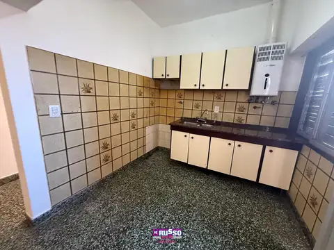 Depto Tipo Casa en Alquiler de 2 dormitorios