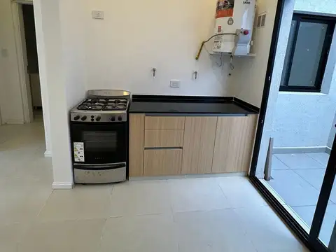 Calle 40 entre 13 y 14 900