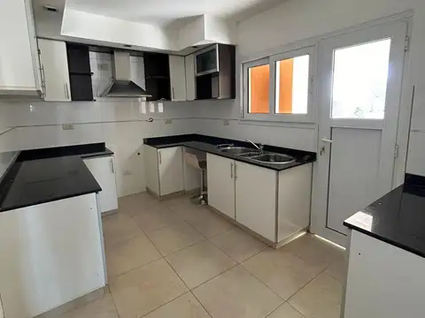 Departamento de primera categoría, 3 dormitorios