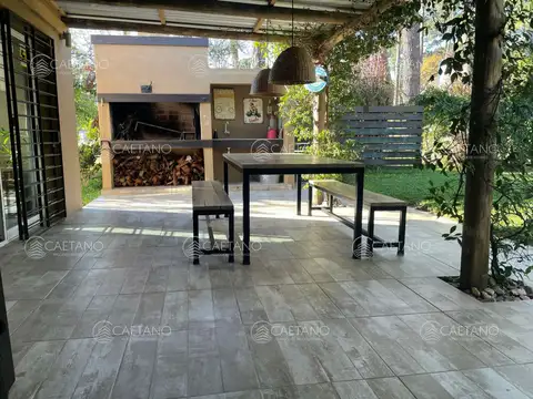 Hermosa casa en venta en Burnett