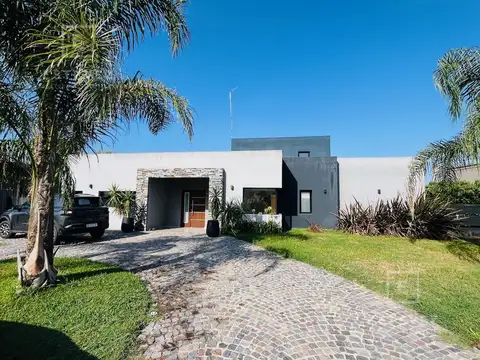 San Matias 300