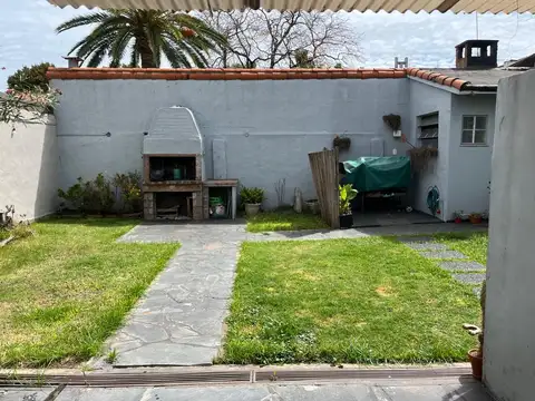 OPORTUNIDAD 2 VIVIENDAS EXCELENTE BARRIO