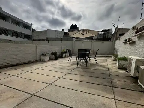 Alquiler | 1 Dorm sobre Rambla, Patio y Garage