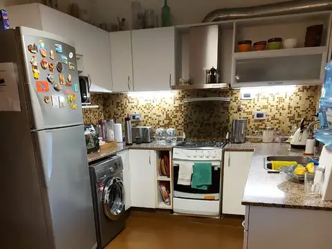 VENTA - IMPECABLE  DUPLEX HURLINGHAM ZONA IGLESIA