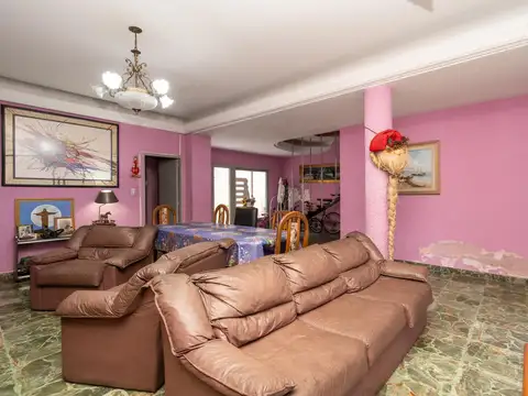 Casa en Venta en Flores, USD 240.000