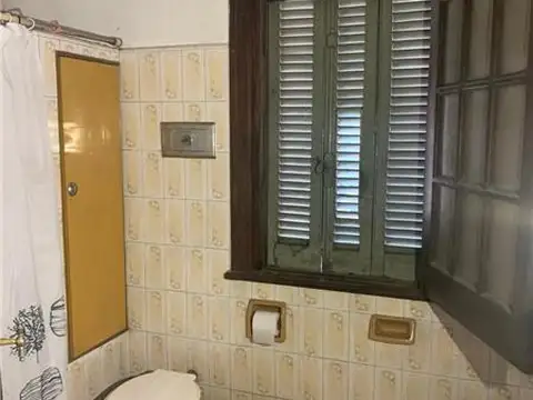 Casa en Venta en Temperley, USD 400.000