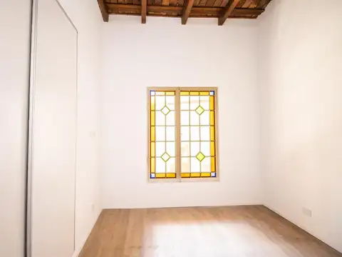 Depto Tipo Casa en Venta 60 años