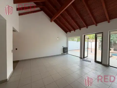 Casa en Alquiler 25 años