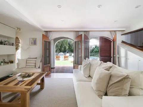 VENTA CASA 6 AMB. 275MTS EN ARANJUEZ COUNTRY CLUB