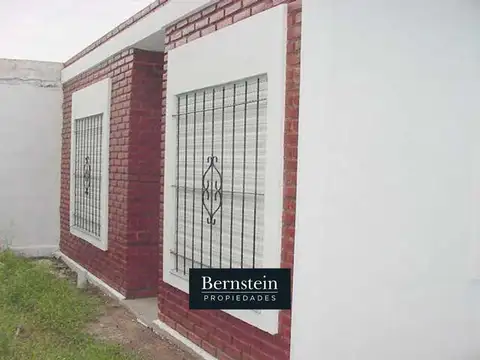PROPIEDAD EN VENTA :: LOTE 307m2 :: APTO 2 FLIAS