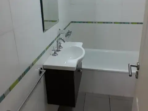 Alquiler Departamento 2 ambientes con balcón en Wilde