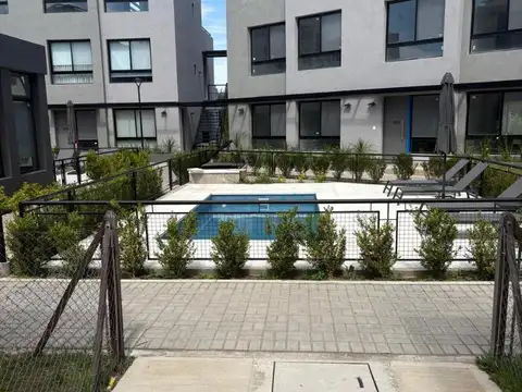 Kiri Town Houses, Nordelta