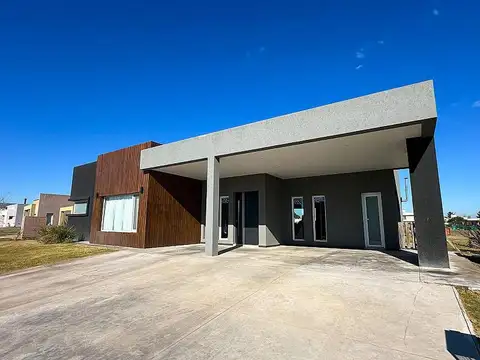 Casa en Venta 1 año