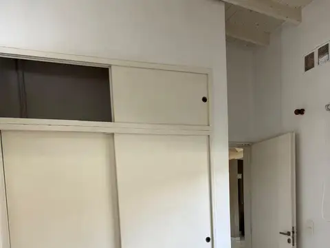 Depto Tipo Casa en Alquiler de 2 dormitorios