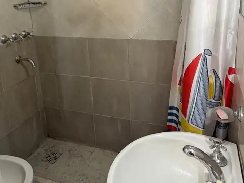 Depto Tipo Casa 3 ambientes con 1 baño