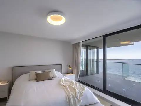 Departamento en Venta en Playa Mansa, USD 1.300.000