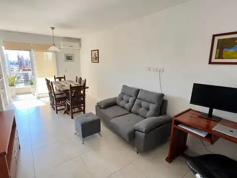 Hipólito Irigoyen 3200