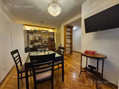 Cabello al 3900 entre Lafinur y Republica de la India