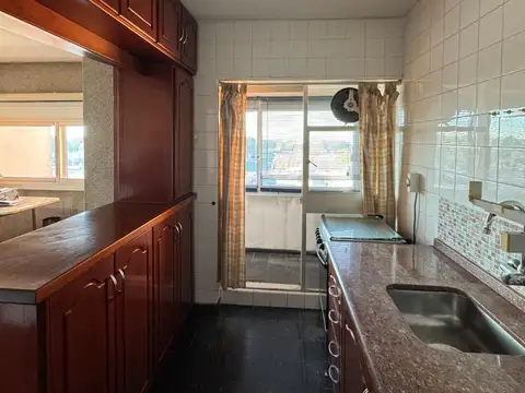 Departamento 7 ambientes con 1 baño