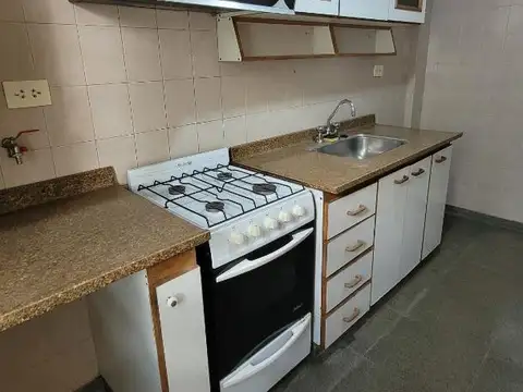 Departamento en Alquiler en San Andres, $ 450.000