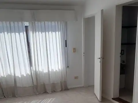 AV Presidente Juan Domingo Peron 2200