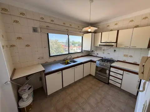 Departamento en Alquiler en Quilmes, $ 400.000