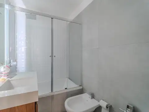 Semipiso en Venta en Esq Libertador y Salguero - 7 amb con 2 cocheras y baulera -