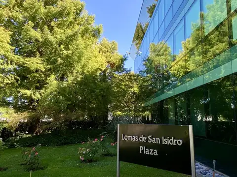 Oficina 4 ambientes con 2 baños