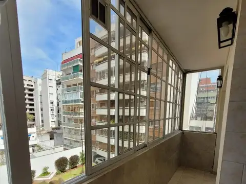 Alquiler 2 ambientes bajas expens, balcon, opcion apto prof