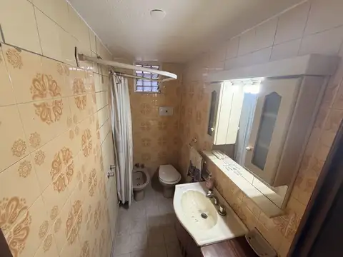Depto Tipo Casa 2 ambientes con 1 baño