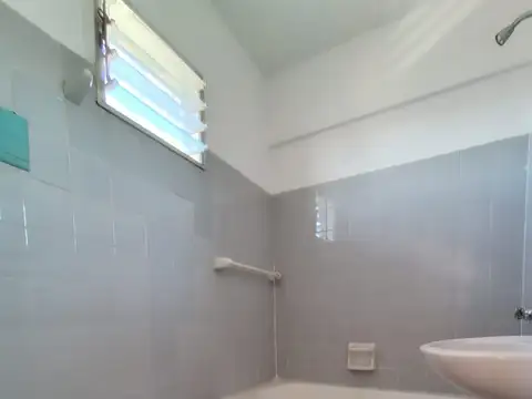 Departamento en Alquiler en Recoleta, $ 450.000