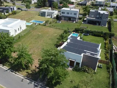 VENTA LOTE 602 M² Bª SAN SEBASTIÁN ORIENTACIÓN NE