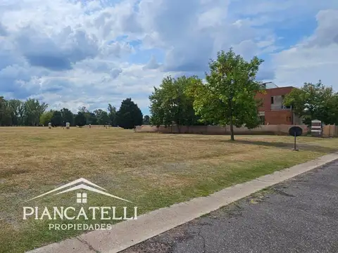 Terreno en venta en Barrio Cerrado del Golf