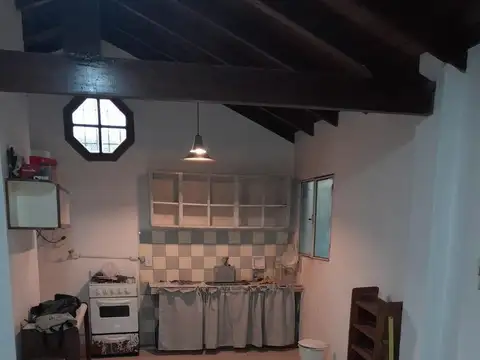 Casa en alquiler, Enrique Amorín esquina Blanes. Del Viso, Pilar.
