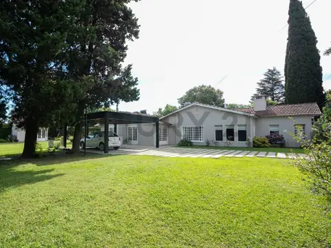 Casa en Venta en City Bell, 3 dormitorios