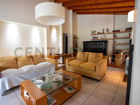 Casa en Venta en City Bell, 3 dormitorios