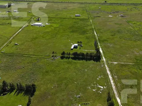 EN VENTA 1HA CON VIVIENDA Y GALPON APTO CREDITO IDEAL PARA DESARROLLO TURISTICO O LOTEO A LA VENTA