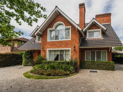 Casa en Venta de 4 dormitorios