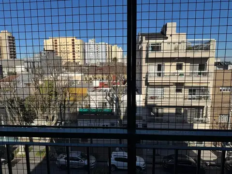 Venta departamento Avellaneda 3 ambientes cochera