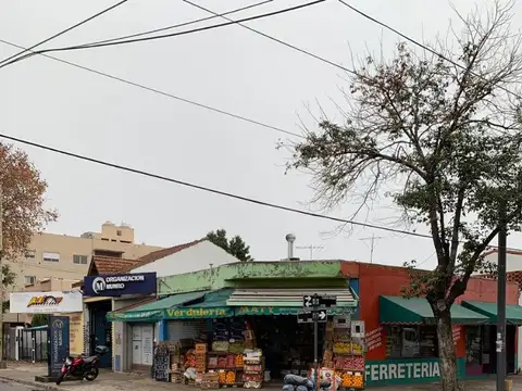 VENTA EN BLOCK DE 4 LOCALES EN MUNRO