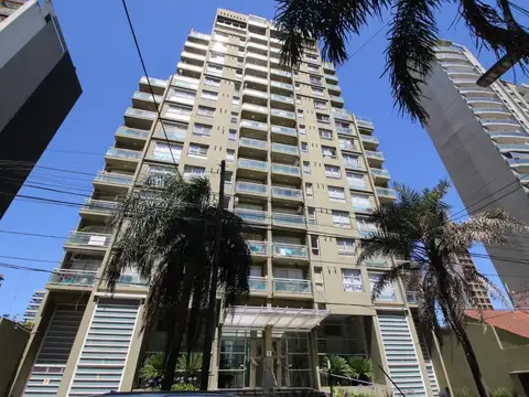 Domingo Faustino Sarmiento 363 e/ Avenida Colombres y Oliden