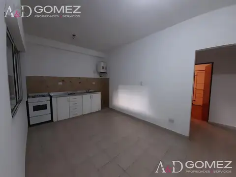 Depto Tipo Casa en Venta en Villa Ballester, USD 55.000