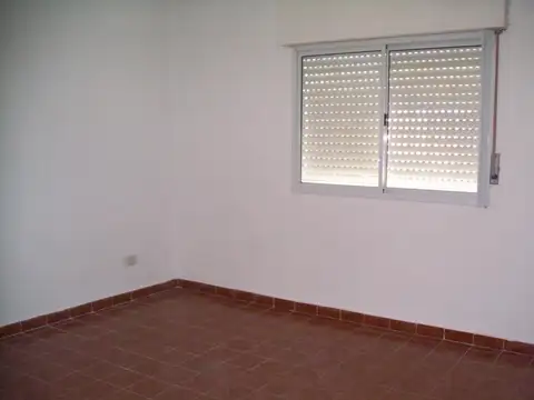 Depto Tipo Casa 2 ambientes con 1 baño