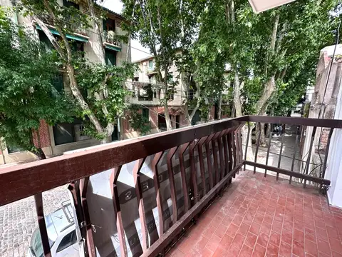 Depto Tipo Casa en Venta en Chacarita, USD 153.000