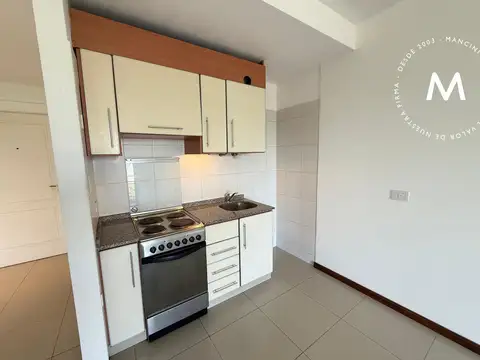 Departamento en venta de 1 ambiente con cochera - Villa Ballester Centro