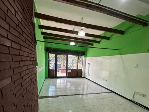 Local en Alquiler en Villa Dominico, $ 550.000