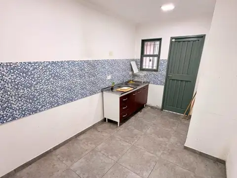 Galpon en Alquiler en Ituzaingo, $ 2.000.000