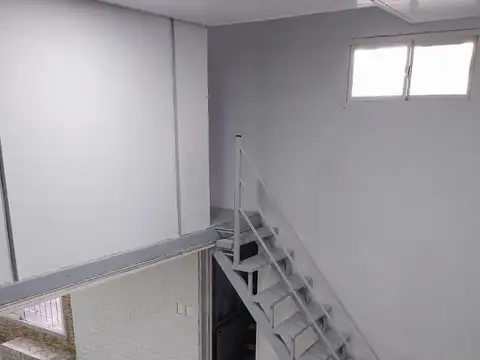 Depto Tipo Casa en Alquiler en Villa Ballester, $ 800.000