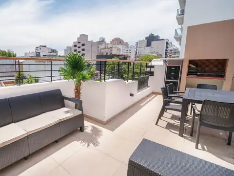 DÚPLEX 4 AMBIENTES CON TERRAZA PROPIA DE 40 M² Y COCHERA EN ZONA ALDREY